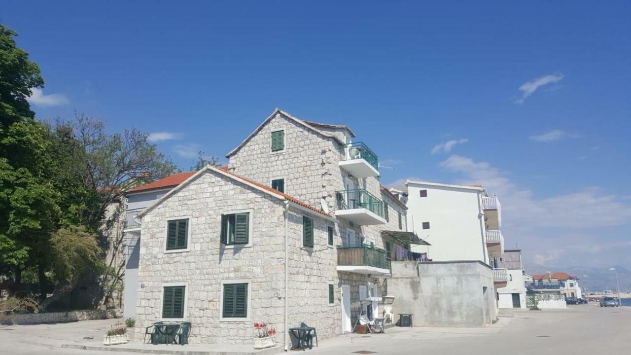 Apartments By The Sea Kastel Kambelovac, Kastela - 17188 Kültér fotó